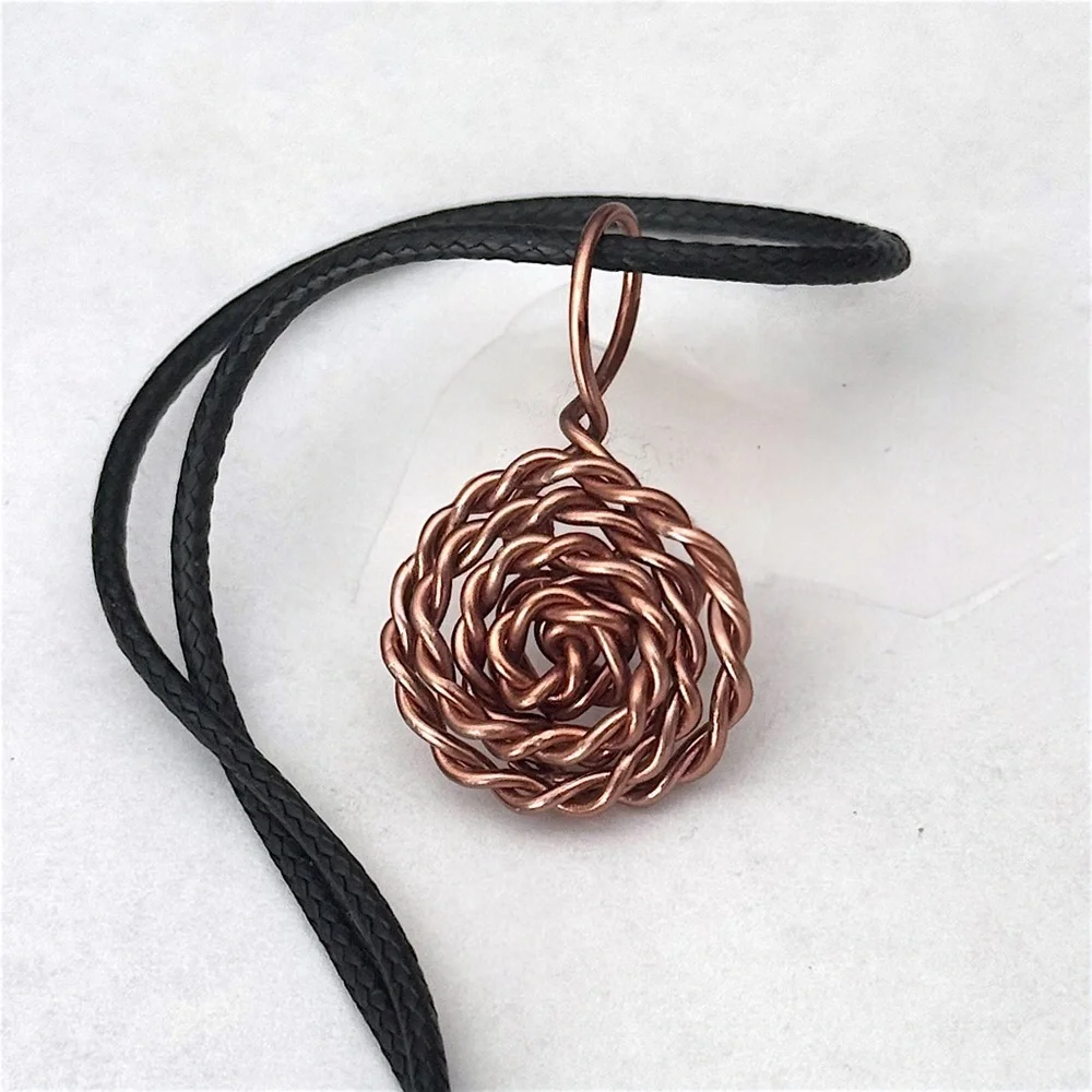 5 For $25💫Braided Spiral Soft Wire Pendant